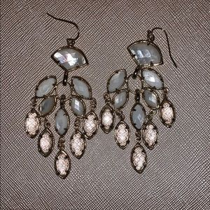 Gold and white Kendra Scott dangle earrings!